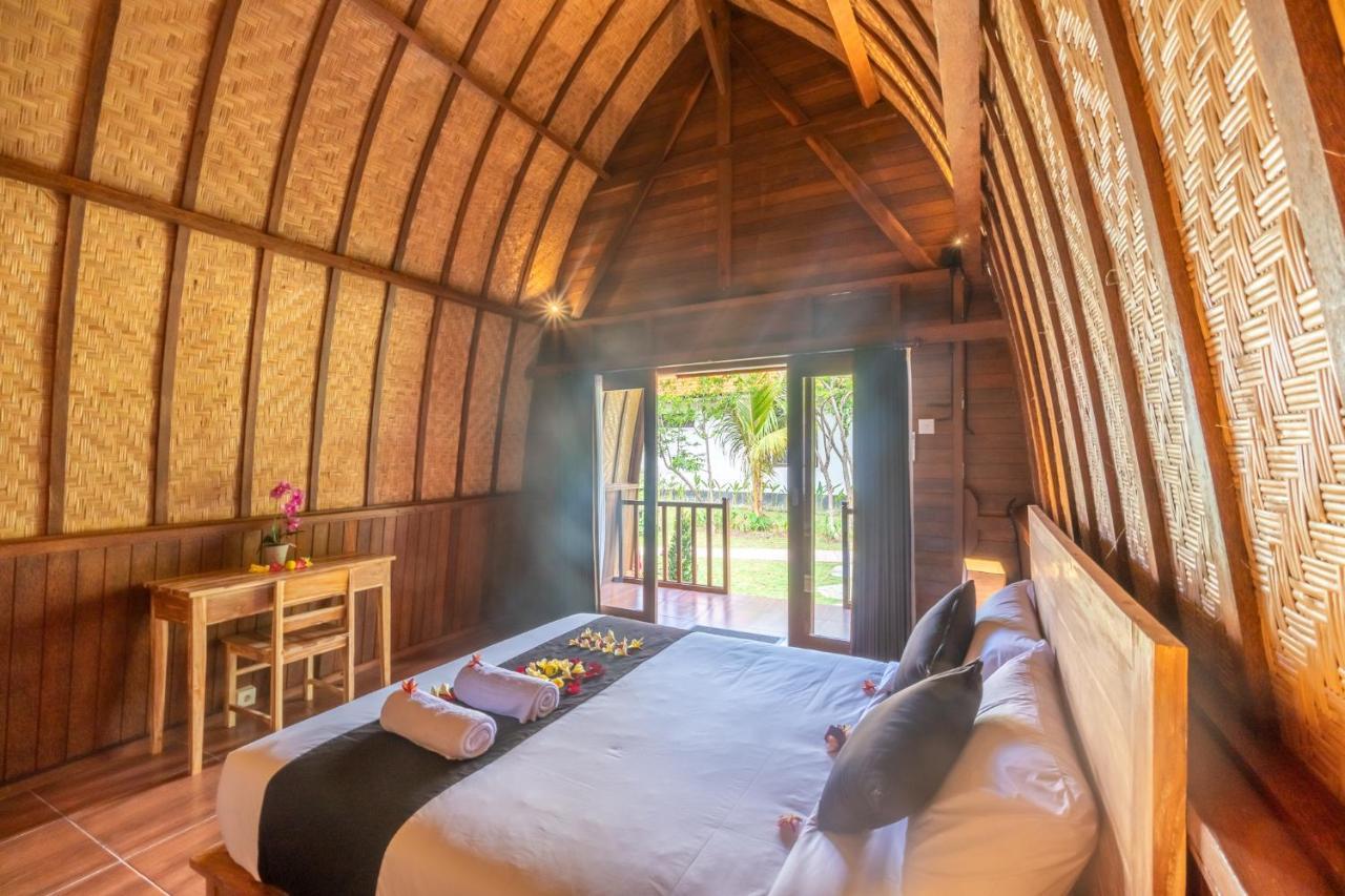 Wooden Puri Guesthouse Uluwatu Extérieur photo