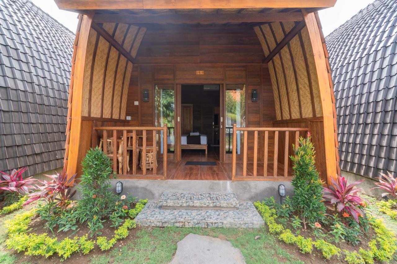 Wooden Puri Guesthouse Uluwatu Extérieur photo