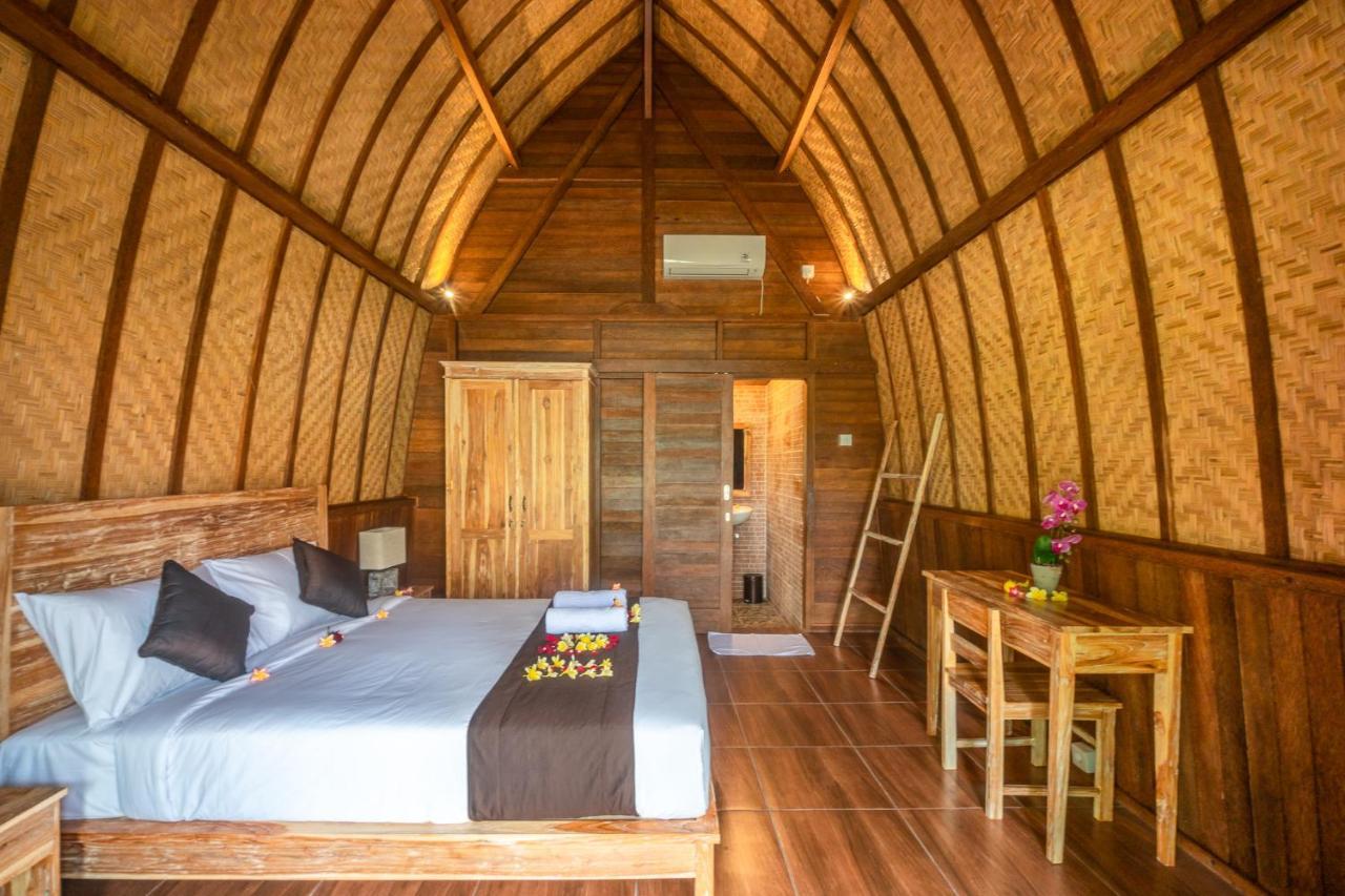 Wooden Puri Guesthouse Uluwatu Extérieur photo
