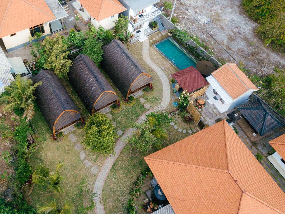 Wooden Puri Guesthouse Uluwatu Extérieur photo